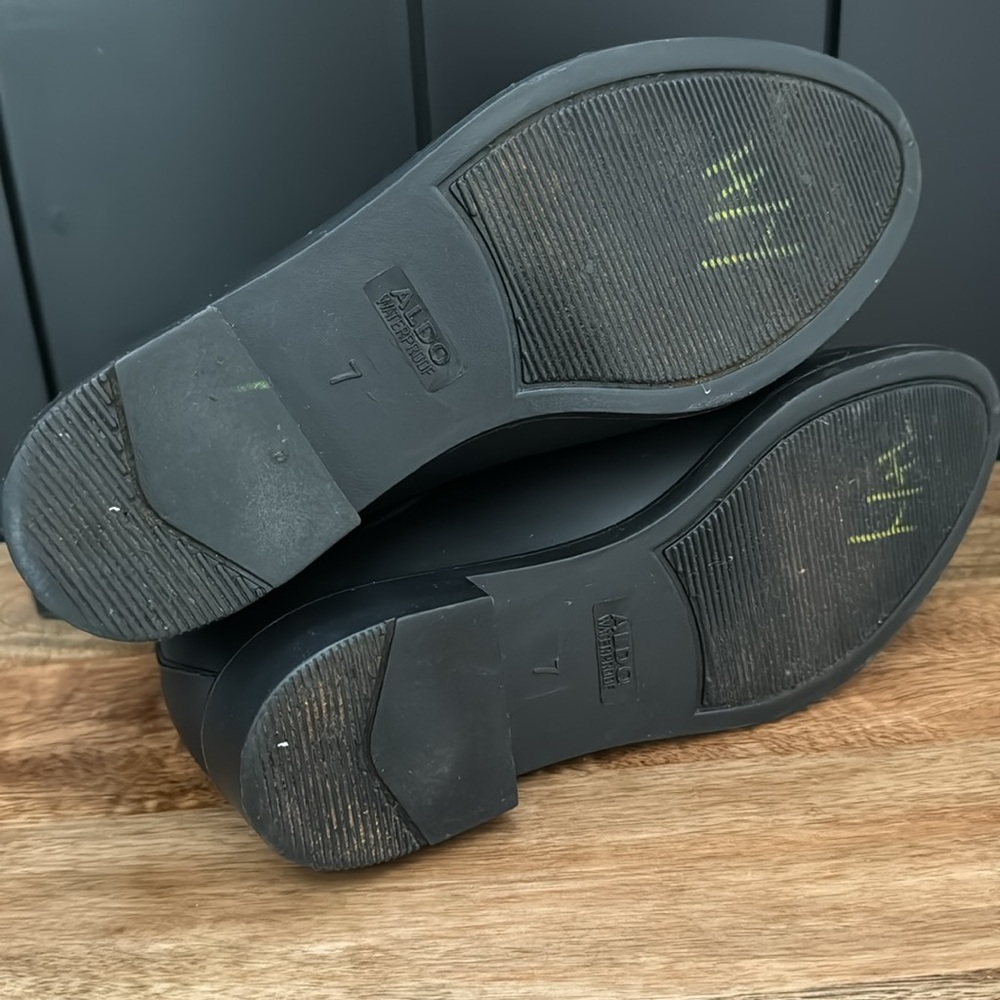 Waterproof Booties - Picture 6 of 7
